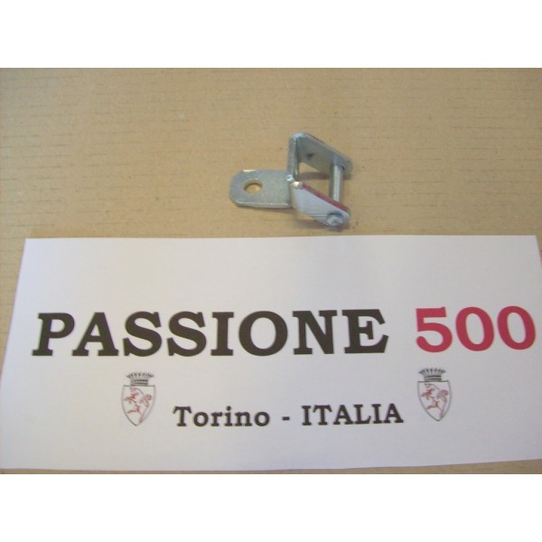 SCONTRO PER FISSAGGIO MANIGLIA CHIUSURA CAPOTE FIAT 500 F L R GIARD