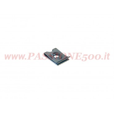 MOLLETTA PER VITE FISSAGGIO FANALE POSTERIORE FIAT 500 F L R