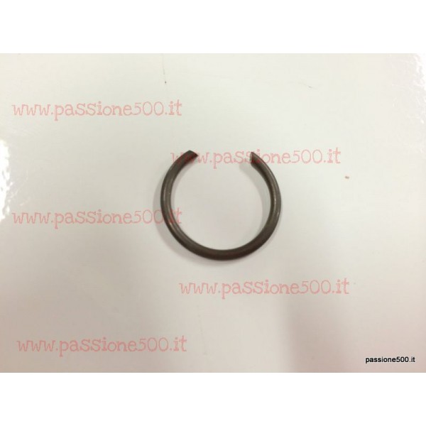 SEIGER / RING FOR OIL PUMP VALVE FIXING FIAT 500 